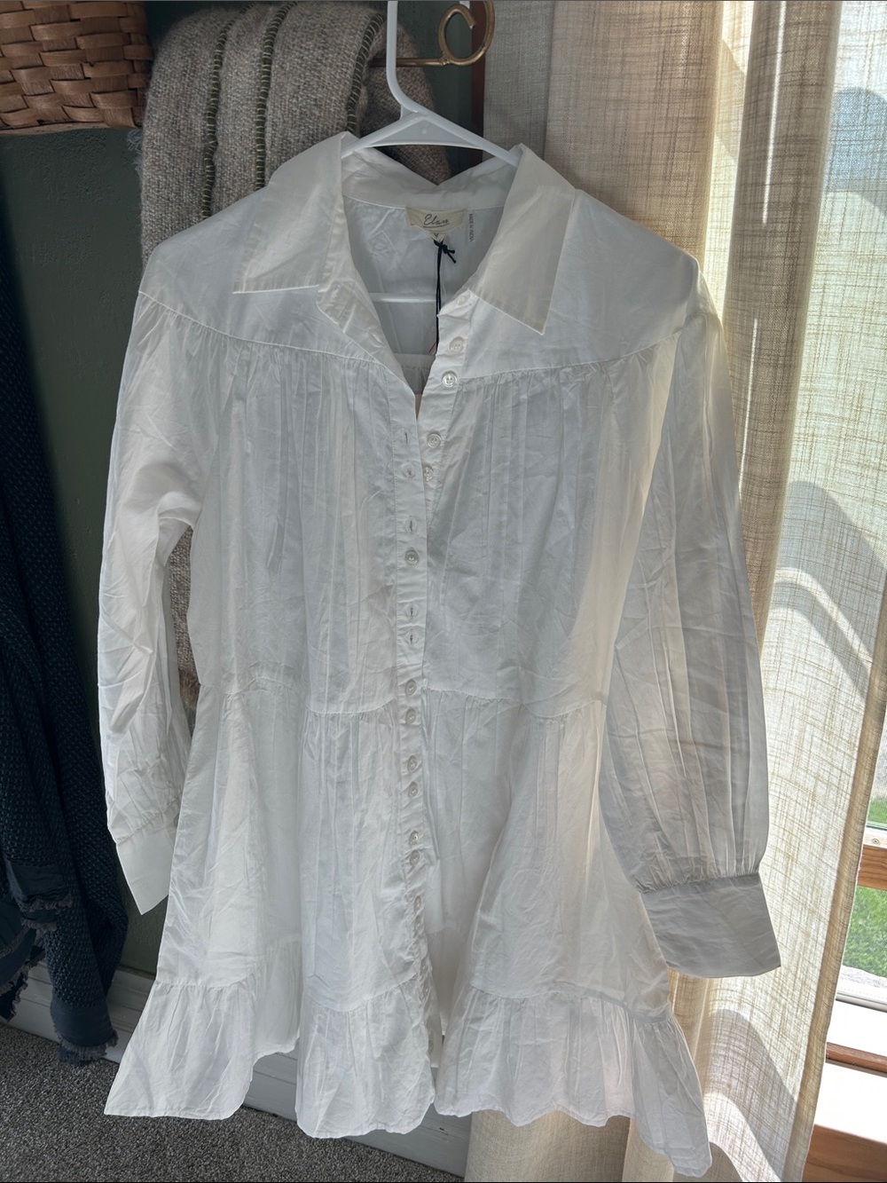 Elan White Button-Front Ruffled Tunic